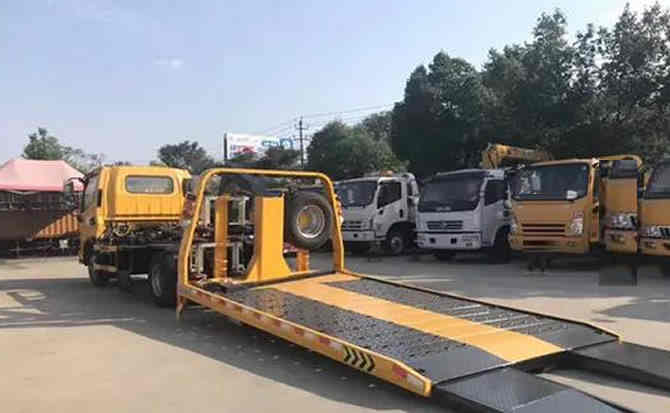 安图汽车中途维修案例
